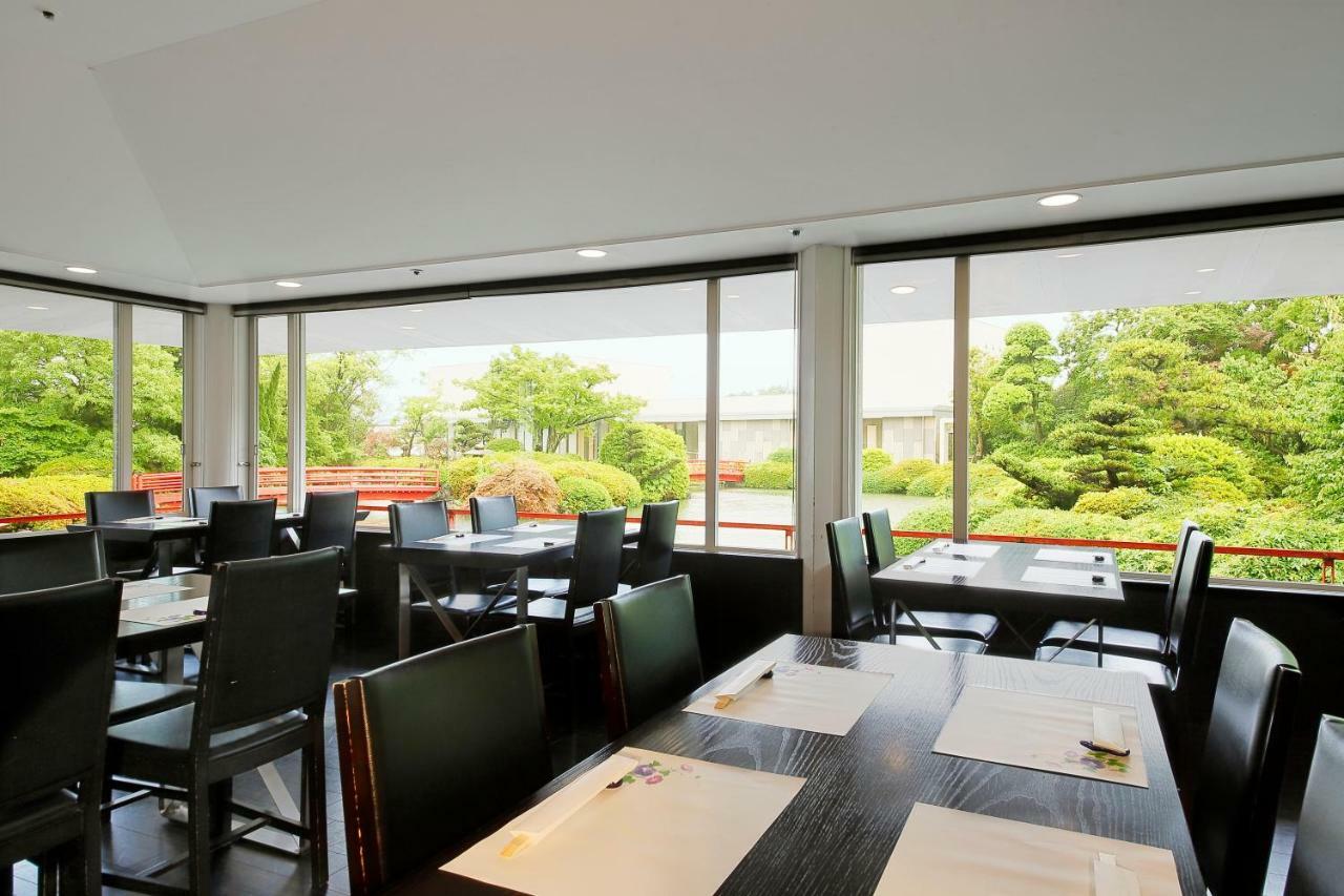Hotel Garden Palace Kumagaya Exterior photo